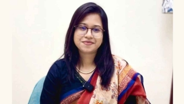 নওগাঁ-৫: নির্বাচন থেকে সরে দাঁড়ালেন এনসিপি নেত্রী মনিরা শারমিন